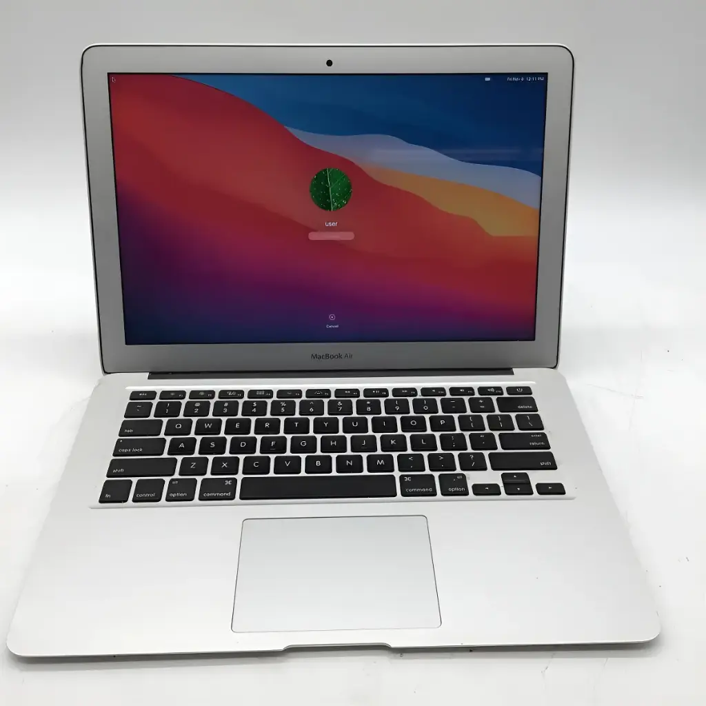 Macbook Air 13.3 Plateado, 4gb De Ram Ddr3, Intel Core I5 Plateado